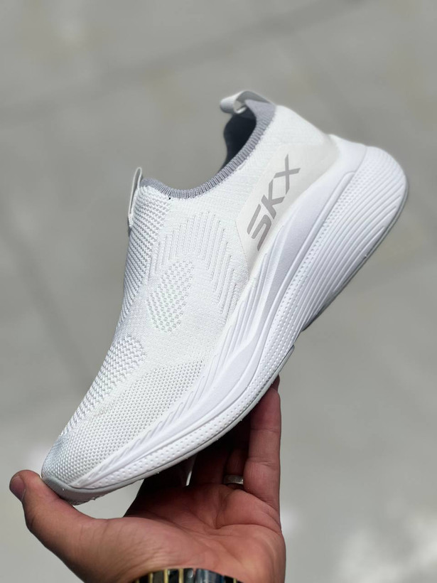 کتونی اسکیچرز مدل Skechers Max Cushioning