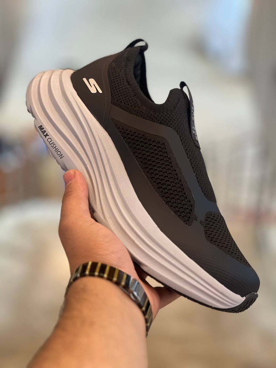 کتونی اسکیچرز مدل   max cushion2 /Skechers Slip-ins  در 2 رنگ40 تا 45