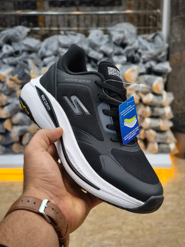 کتونی اسکیچرز Skechers Max Cushioning  سایز 37 تا 40