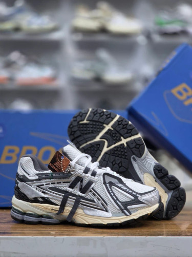 کتونی نیوبالانس مدل ۱۹۰۶ آر | New Balance 1906R | سایز ۴۰ تا ۴۵ | کیفیت مستر
