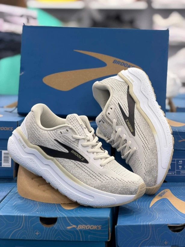 کتونی  بروکس مدل گاست مکس ۲ | Brooks Ghost Max 2 | سایز ۴۰تا۴۵ | ساخت ویتنام | کیفیت مستر