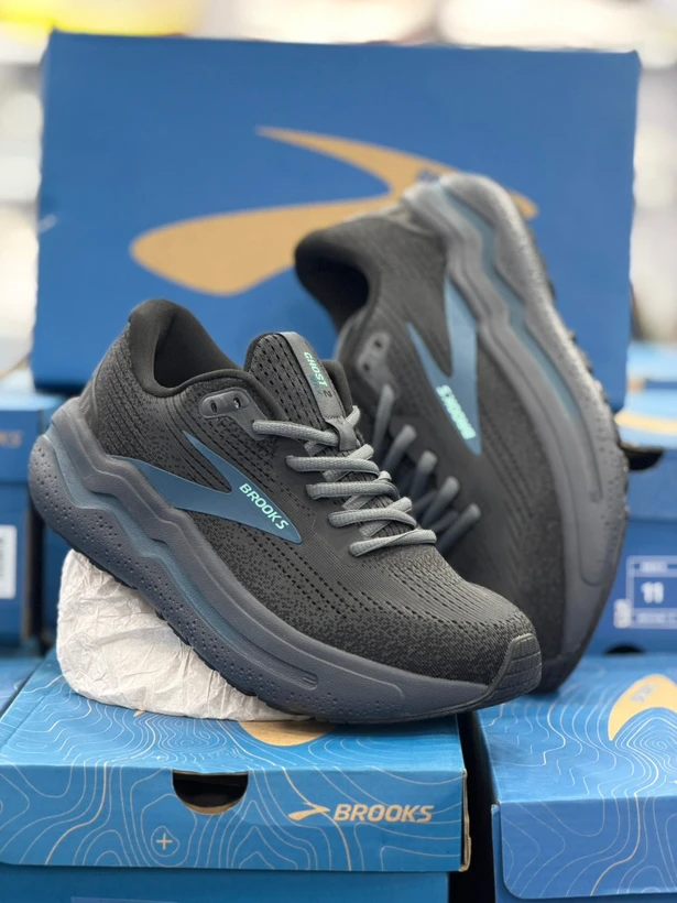 کتونی  بروکس مدل گاست مکس ۲ | Brooks Ghost Max 2 | سایز ۴۰تا۴۵ | ساخت ویتنام | کیفیت مستر