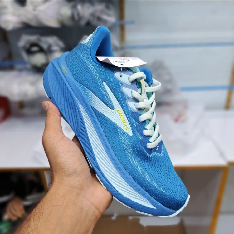کتونی بروکس مدل بروکس گاست ۱۷ | Brooks Ghost 17 | سایز۴۰تا۴۵ | ساخت ویتنام | کیفیت مستر