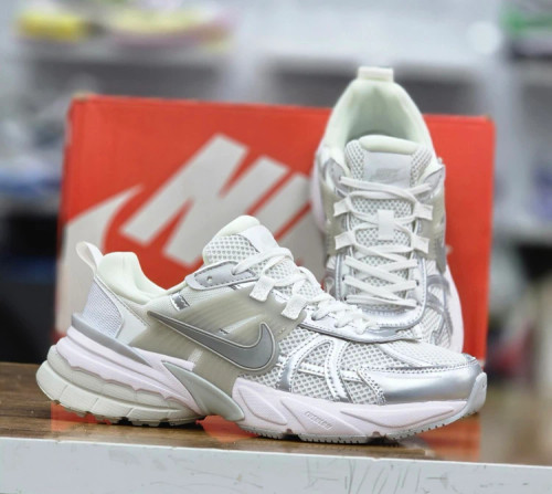کتونی نایکی مدل Nike V2K Run | نایکی وی تو کی | سایز 37تا 40 | ساخت ویتنام | کیفیت مستر