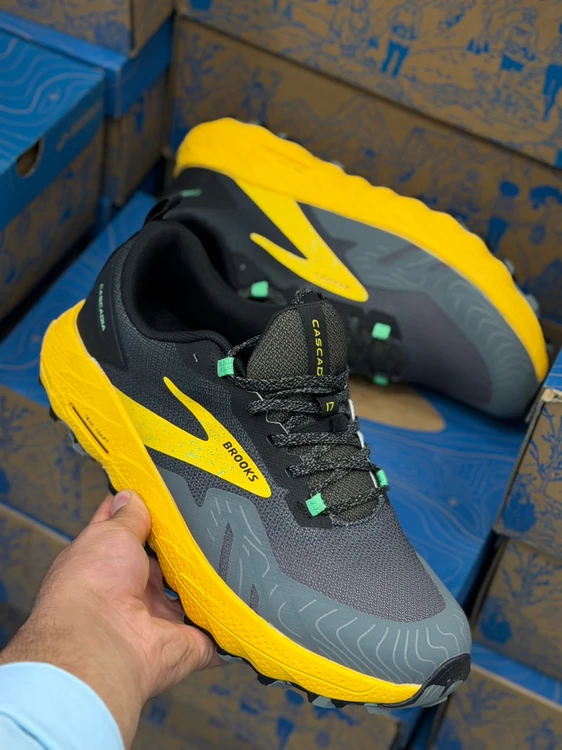 کتونی بروکس مدل کاسکادیا 17 | Brooks Cascadia 17 | سایز ۴۰تا۴۵ | ساخت ویتنام | کیفیت مستر