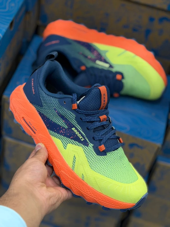 کتونی بروکس مدل کاسکادیا 17 | Brooks Cascadia 17 | سایز ۴۰تا۴۵ | ساخت ویتنام | کیفیت مستر