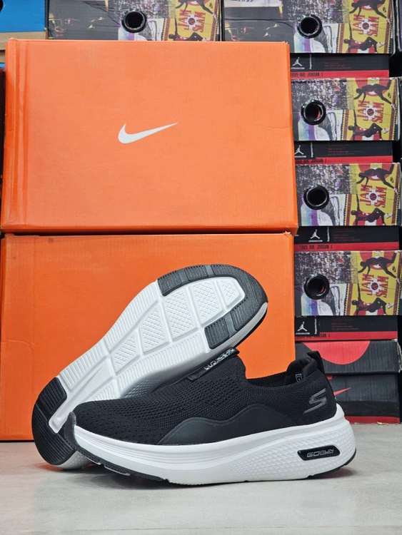 کتونی اسکیچرز مدل اسلیپ اینز | Skechers Slip-Ins | سایز 37تا۴۰ | ساخت ویتنام | کیفیت مستر