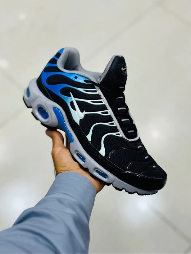 کتونی نایکی مدل ایر مکس پلاس تی‌ان | Nike Air Max Plus TN | سایز ۴۰تا۴۵ | ساخت ویتنام | کیفیت مستر