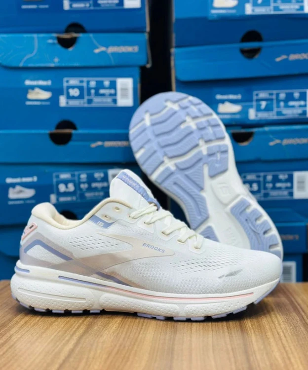 کتونی بروکس مدل گوست ۱۵ |  Brooks Ghost 15 | سایز 36تا۴۵ | ساخت ویتنام | کیفیت مستر