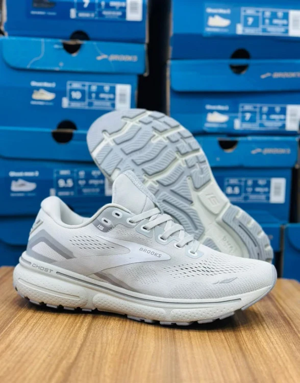 کتونی بروکس مدل گوست ۱۵ |  Brooks Ghost 15 | سایز 36تا۴۵ | ساخت ویتنام | کیفیت مستر