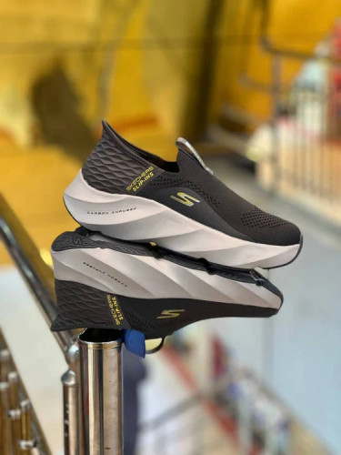 کتونی اسکیچرز مدل اسلیپ اینز | Skechers Slip-Ins | سایز 40تا۴۵ | ساخت ویتنام | کیفیت مستر