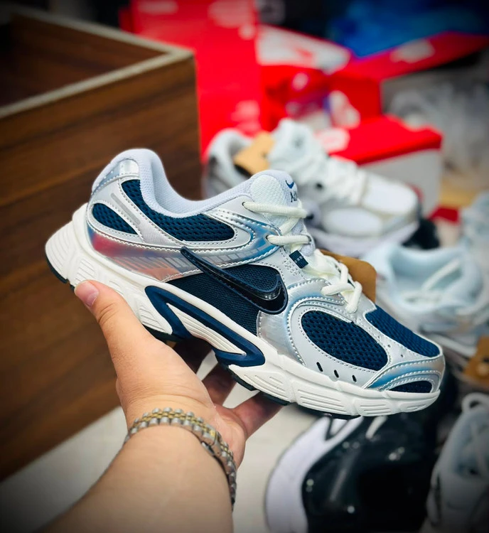 کتونی نایکی مدل وی‌ فایو آر‌ان‌آر | Nike V5 RNR | سایز ۳۷تا45 | ساخت ویتنام | کیفیت مستر