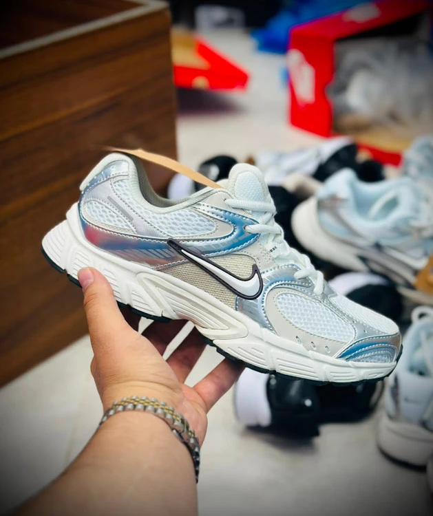 کتونی نایکی مدل وی‌ فایو آر‌ان‌آر | Nike V5 RNR | سایز ۳۷تا45 | ساخت ویتنام | کیفیت مستر