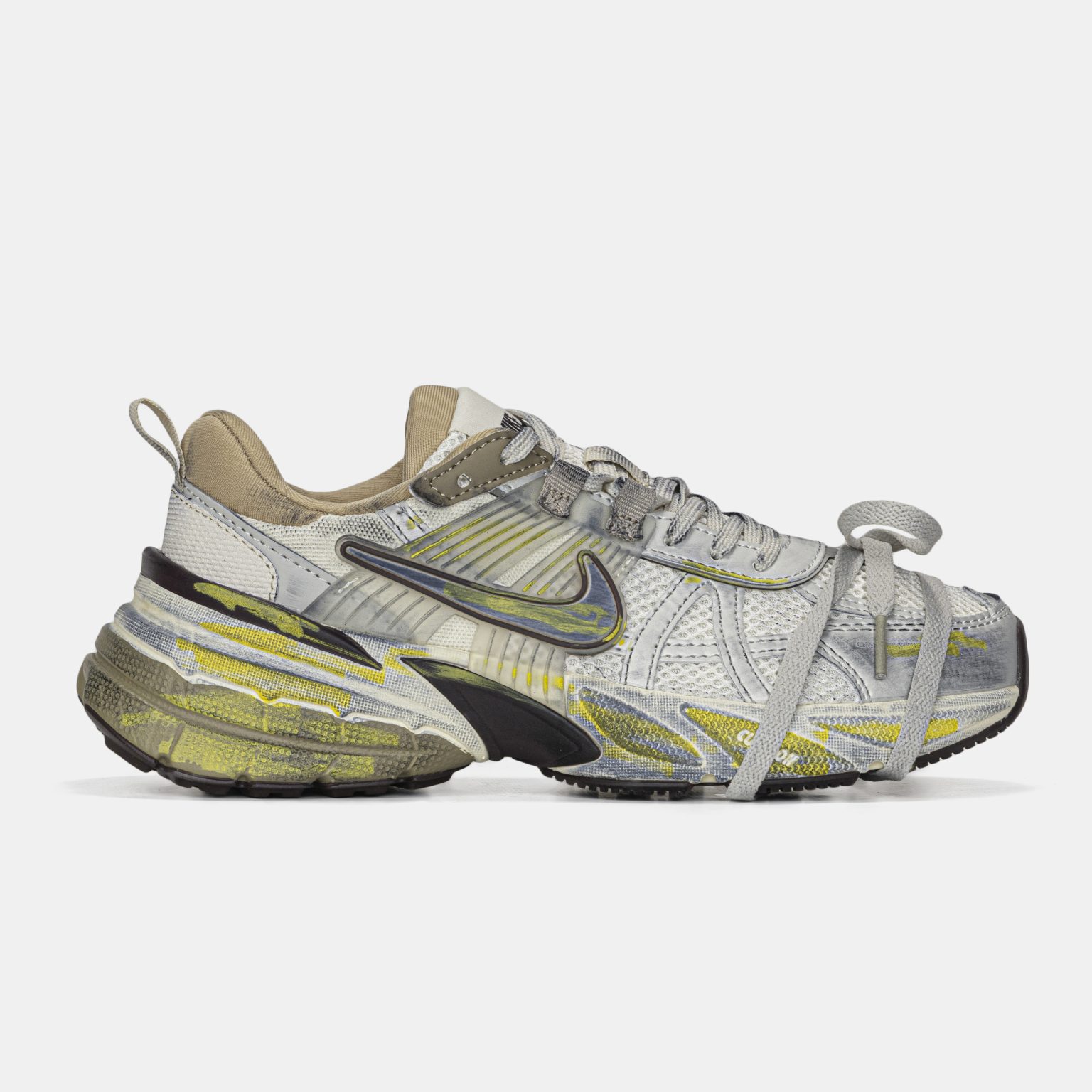 کتونی نایکی مدل وی تو کی ران | Nike V2K Run | سایز 37تا۴۵ | ساخت ویتنام | کیفیت مستر