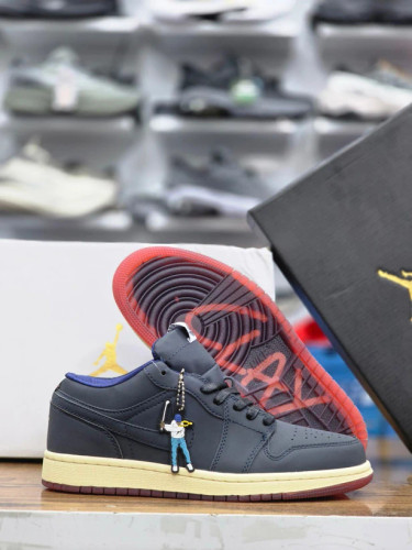 کتونی نایکی مدل ایر جردن وان لو | Nike Air Jordan 1 Low | سایز ۴۰تا۴۵ | ساخت ویتنام | کیفیت مستر
