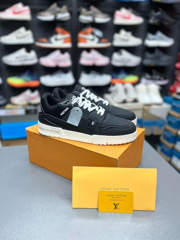 کتونی لویی ویتون مدل ال‌وی ترینر | Louis Vuitton LV Trainer | سایز ۴۰تا۴۵ | ساخت ویتنام | کیفیت مستر