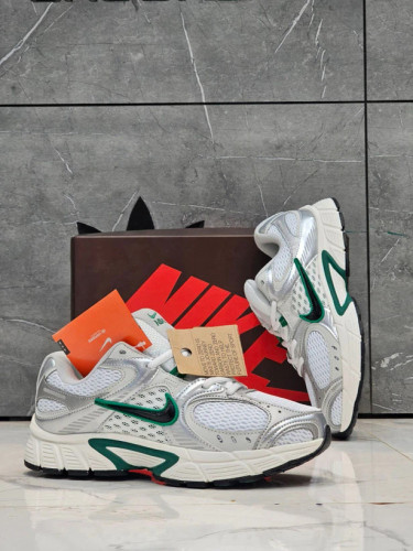 کتونی نایکی مدل وی فایو آرانآر | Nike V5 RNR | سایز 39تا۴۵ | ساخت ویتنام | کیفیت مستر
