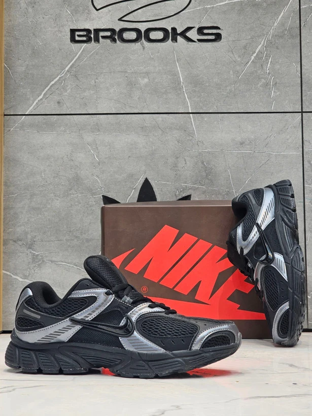 کتونی نایکی مدل وی‌ فایو آر‌ان‌آر | Nike V5 RNR | سایز 39تا۴۵ | ساخت ویتنام | کیفیت مستر