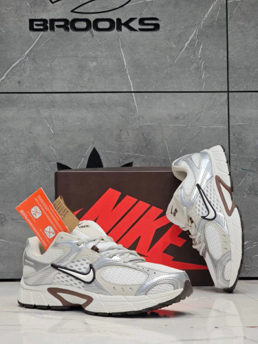 کتونی نایکی مدل وی فایو آرانآر | Nike V5 RNR | سایز 39تا۴۵ | ساخت ویتنام | کیفیت مستر