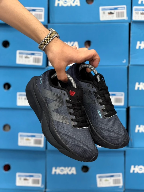 کتونی نیوبالانس مدل فیول سل ربل وی فور | New Balance FuelCell Rebel v4 | سایز ۴۰تا۴۵ | ساخت ویتنام