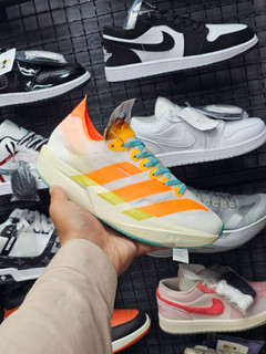 کتونی ادیداس مدل ادیزیرو پرو ۴ | Adidas Adizero Pro 4 | سایز 37تا۴۰ | ساخت ویتنام