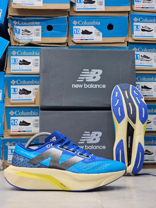 کتونی نیوبالانس مدل فیول سل ربل وی فور | New Balance FuelCell Rebel v4 | سایز ۴۰تا۴۵ | ساخت ویتنام