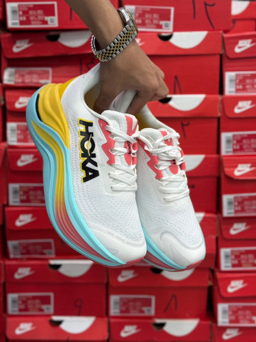 کتونی هوکا‌ | HOKA Skyward X | سایز ۴۰تا۴۵ | ساخت ویتنام
