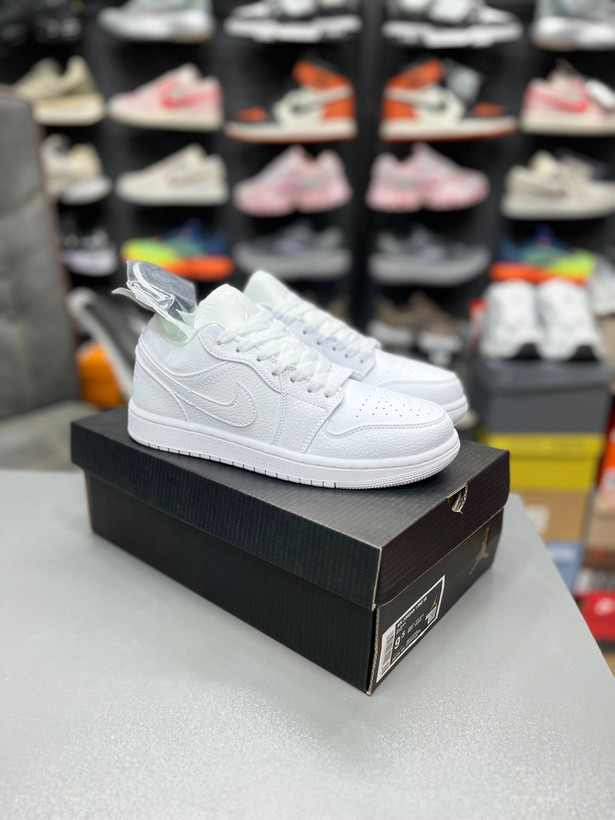 کتونی نایک | Nike Air Jordan 1 | سایز ۴۰تا۴۵ | ساخت ویتنام