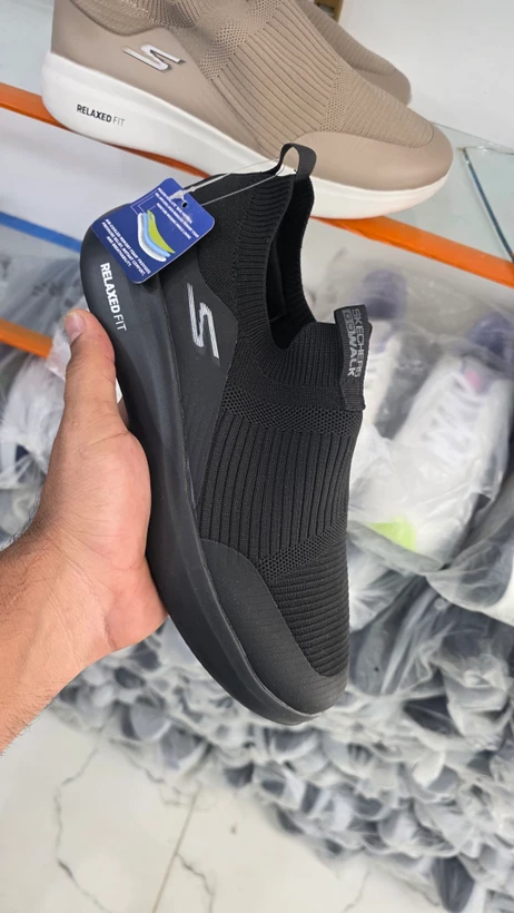 کتونی اسکیچرز مدل اسلیپ اینز بدون بند | Skechers Slip-Ins | سایز 40تا۴۵ | ساخت ویتنام