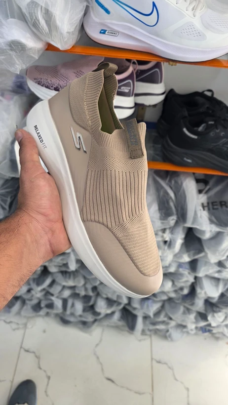 کتونی اسکیچرز مدل اسلیپ اینز بدون بند | Skechers Slip-Ins | سایز 40تا۴۵ | ساخت ویتنام