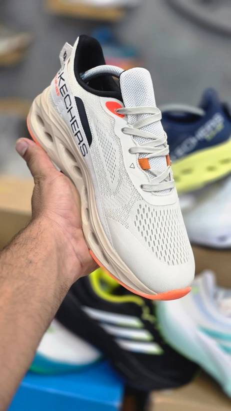 کتونی اسکیچرز مدل اسلیپ اینز | Skechers Slip-Ins | سایز 40تا۴۵ | ساخت ویتنام