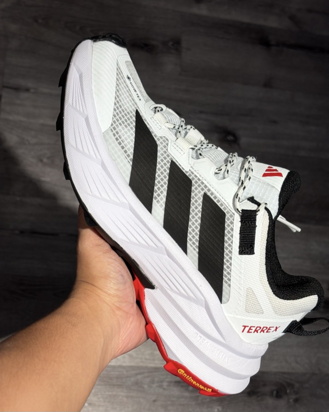 کتونی آدیداس | Adidas Terrex GORE-TEX Hiking Shoes | سایز 40تا45 | ساخت ویتنام