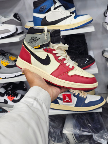 کتونی نایکی مدل ایر جردن 1 | Nike Air Jordan 1 | سایز 38تا۴۵ | ساخت ویتنام