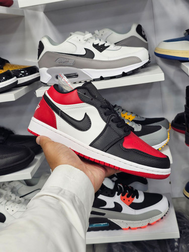 کتونی نایک | Nike Air Jordan 1 | سایز ۴۰تا۴۵ | ساخت ویتنام