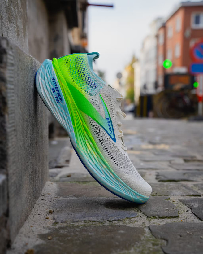 کتونی بروکس مدل بروکس هایپریون الیت ۴ | Brooks Hyperion Elite 4 | سایز ۴۰تا۴۵ | ساخت ویتنام | کیفیت مستر