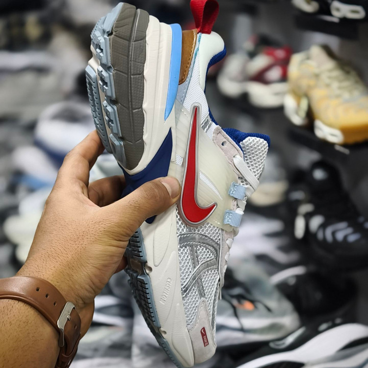 کتونی نایک مدل وی تو کی | Nike V2K Run | سایز ۴۰ تا ۴۵ | کیفیت مستر (وارداتی ویتنام)