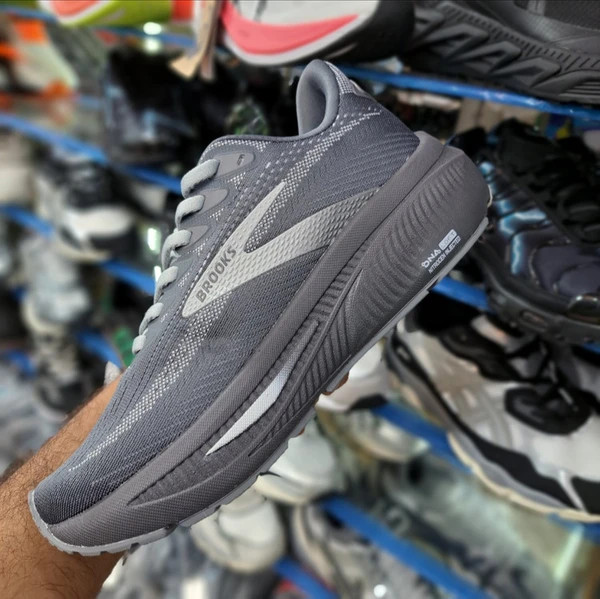 کتونی بروکس مدل بروکس گاست ۱۷ | Brooks Ghost 17 | سایز۴۰تا۴۵ | ساخت ویتنام | کیفیت مستر