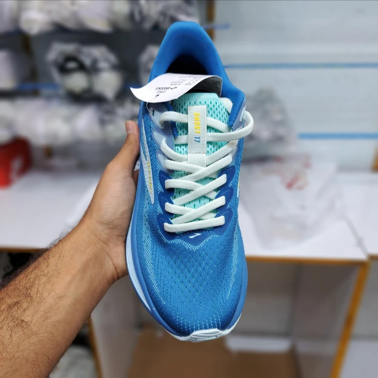 کتونی بروکس مدل بروکس گاست ۱۷ | Brooks Ghost 17 | سایز۴۰تا۴۵ | ساخت ویتنام | کیفیت مستر