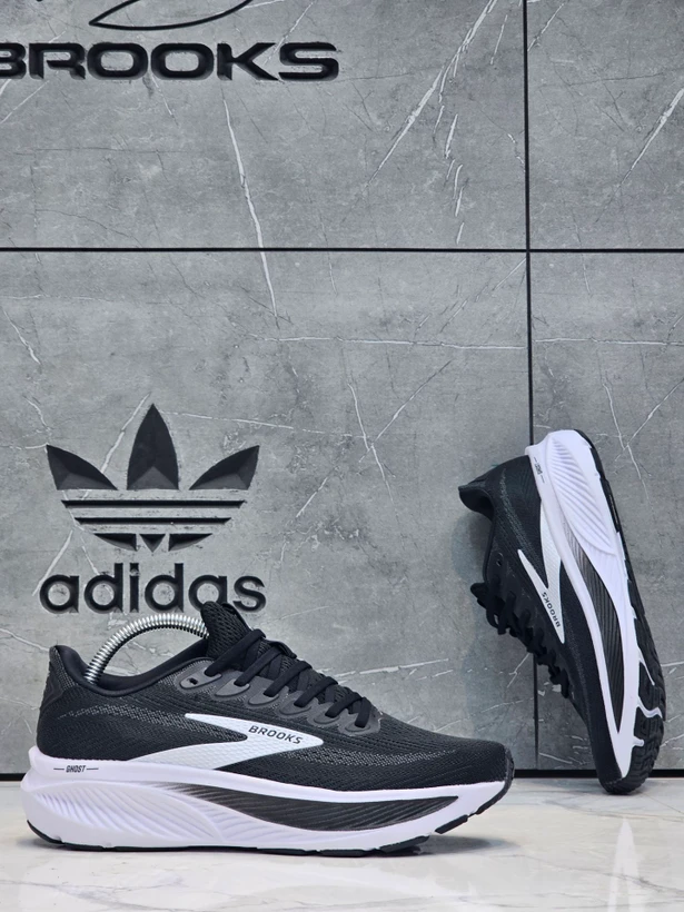 کتونی بروکس مدل گوست ۱۷ | Brooks Ghost 17 | سایز ۴۰ تا ۴۵ | کیفیت مستر