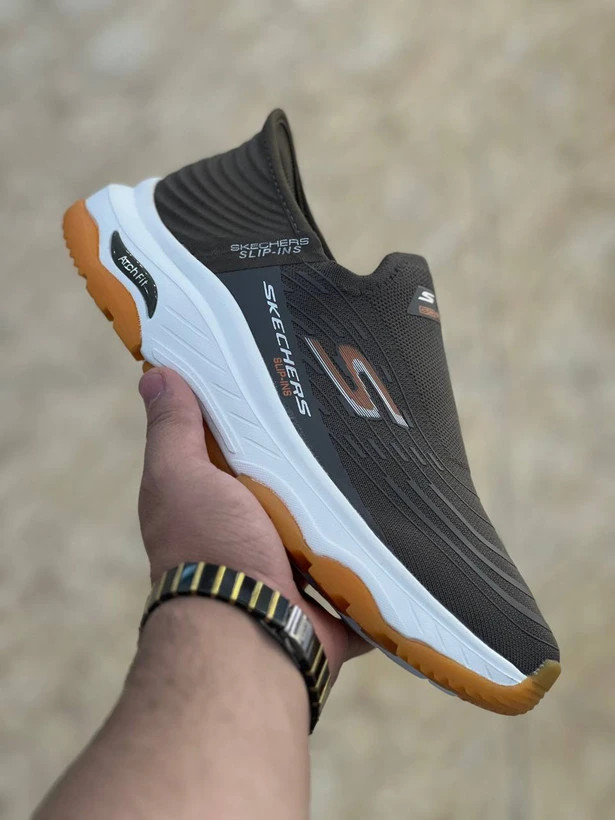 کتونی اسکیچرز مدل اسلیپ اینز گوواک آرچفیت | Skechers Slip-ins Go Walk Arch Fit | سایز ۴۰تا۴۵ | ساخت ویتنام | کیفیت مستر