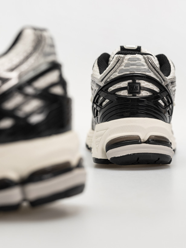 کتونی نیوبالانس مدل ۱۹۰۶ آر | New Balance 1906R | سایز ۳۸تا۴۵ | ساخت ویتنام | کیفیت مستر