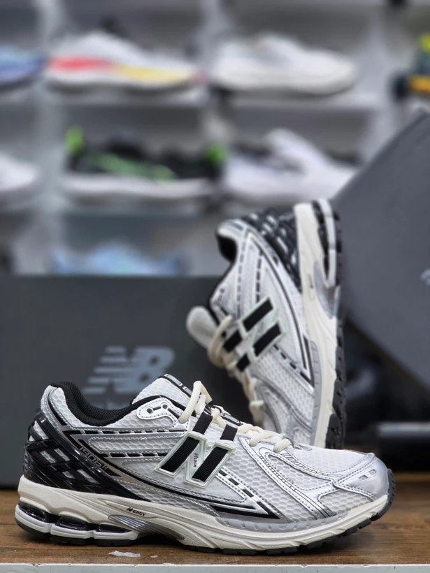 کتونی نیوبالانس مدل ۱۹۰۶ آر | New Balance 1906R | سایز ۳۸تا۴۵ | ساخت ویتنام | کیفیت مستر