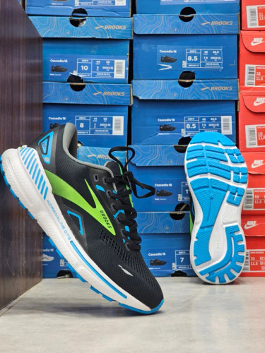کتونی بروکس مدل آدرنالین جیتیاس ۲۳ | Brooks Adrenaline GTS 23 | سایز ۴۰تا۴۵ | ساخت ویتنام | کیفیت مستر