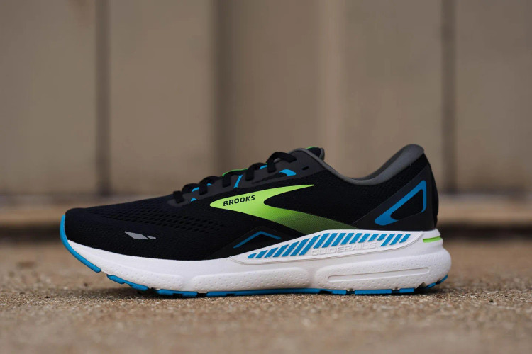 کتونی بروکس مدل آدرنالین جیتیاس ۲۳ | Brooks Adrenaline GTS 23 | سایز ۴۰تا۴۵ | ساخت ویتنام | کیفیت مستر