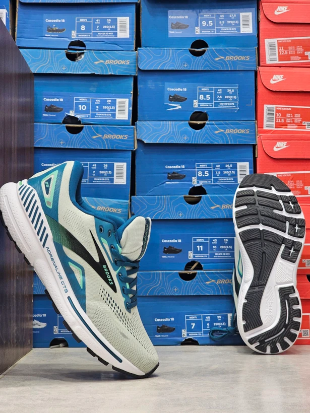 کتونی بروکس مدل آدرنالین جی‌تی‌اس ۲۳ | Brooks Adrenaline GTS 23 | سایز ۴۰تا۴۵ | ساخت ویتنام | کیفیت مستر