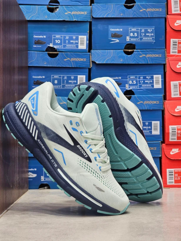 کتونی بروکس مدل آدرنالین جیتیاس ۲۳ | Brooks Adrenaline GTS 23 | سایز ۴۰تا۴۵ | ساخت ویتنام | کیفیت مستر