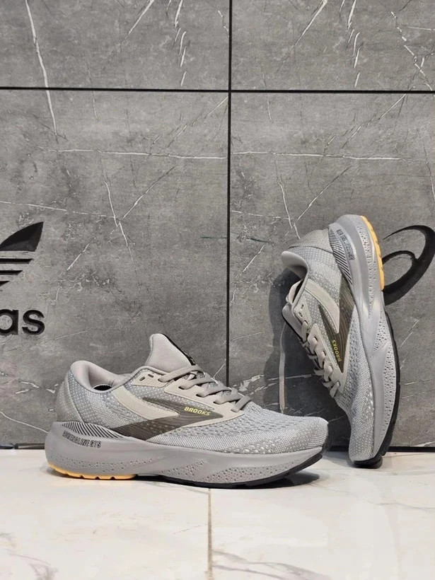 کتونی بروکس مدل آدرنالین جیتیاس ۲۴ | Brooks Adrenaline GTS 24 | سایز ۴۰تا۴۵ | ساخت ویتنام | کیفیت مستر