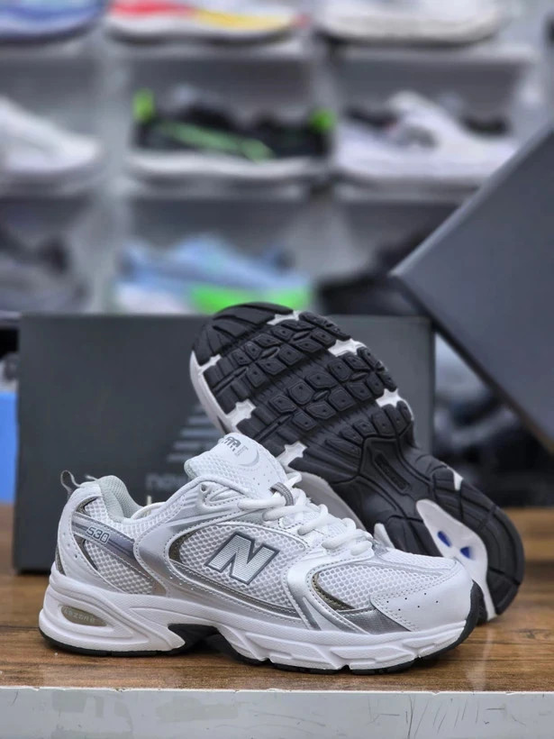 کتونی نیوبالانس مدل ۵۳۰ | New Balance 530 | سایز 37تا۴۵ | ساخت ویتنام | کیفیت مستر