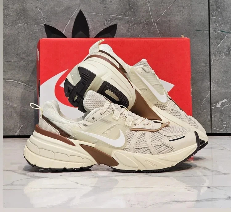 کتونی نایکی مدل وی‌تو‌کی ران | Nike V2K Run | سایز ۳۷تا۴۵ | ساخت ویتنام | کیفیت مستر