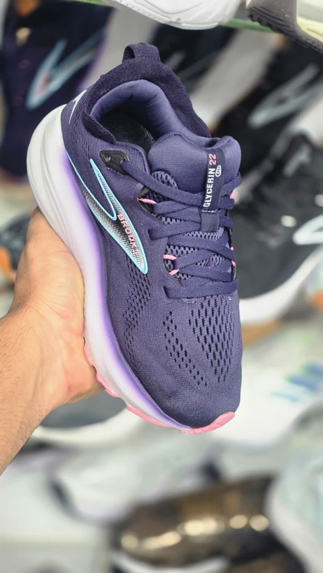 کتونی بروکس مدل بروکس گلیسیرین ۲۲ | Brooks Glycerin 22 | سایز ۴۰تا۴۵ | ساخت ویتنام | کیفیت مستر